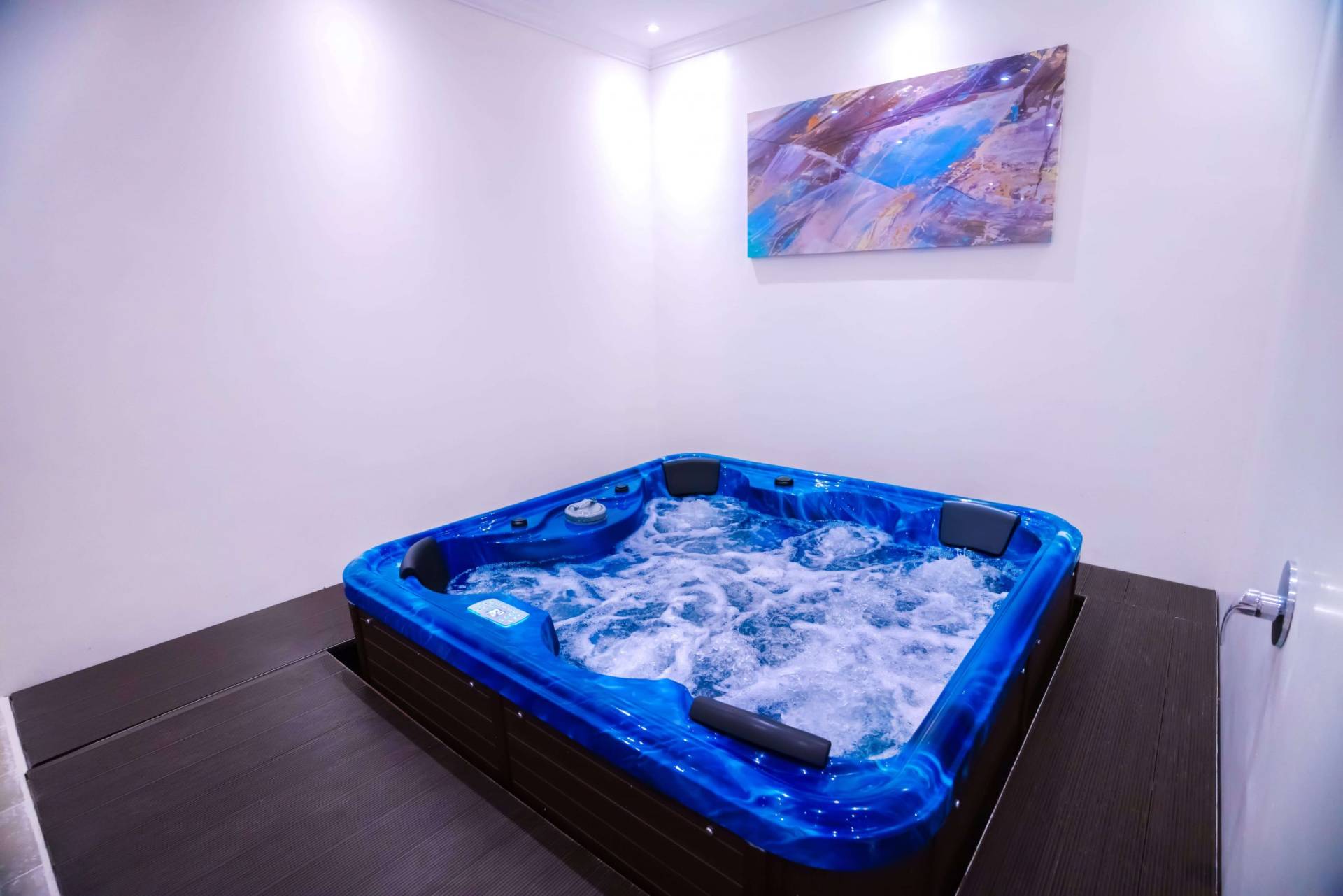 Jacuzzi